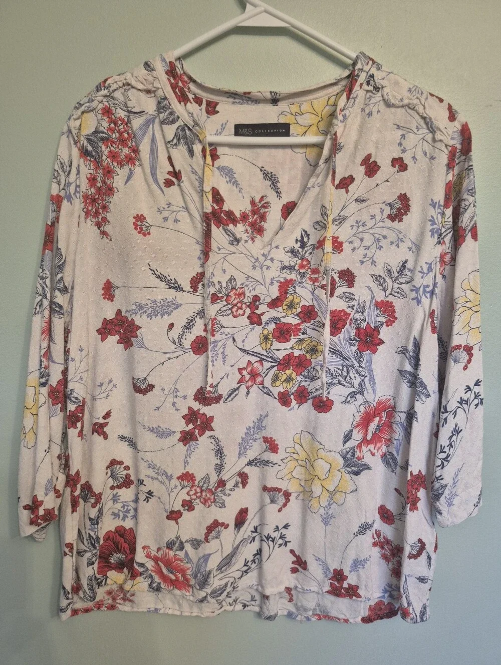 Marks & Spenser Women's Boho Peasant Cream Floral V-Neck Tie Blouse Size Large - Picture 2 of 8